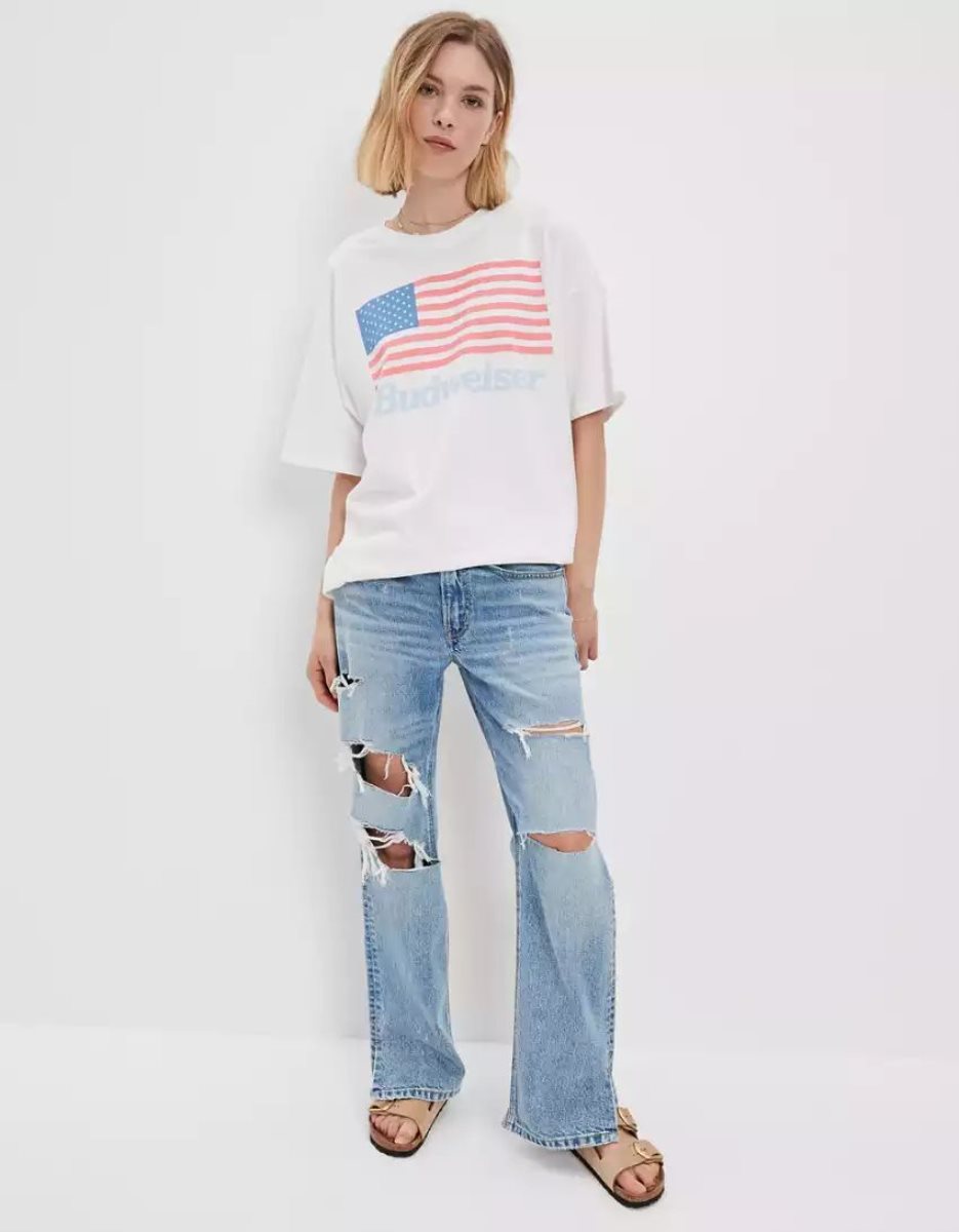 T Shirts American Eagle AE Oversized Budweiser Graphique Tee Blanche Femme | BHJ-62384498